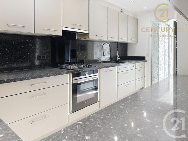 Appartement F4 à vendre - 4 pièces - 100.14 m2 - GRASSE - 06 - PROVENCE-ALPES-COTE-D-AZUR - Century 21 Côté Ouest