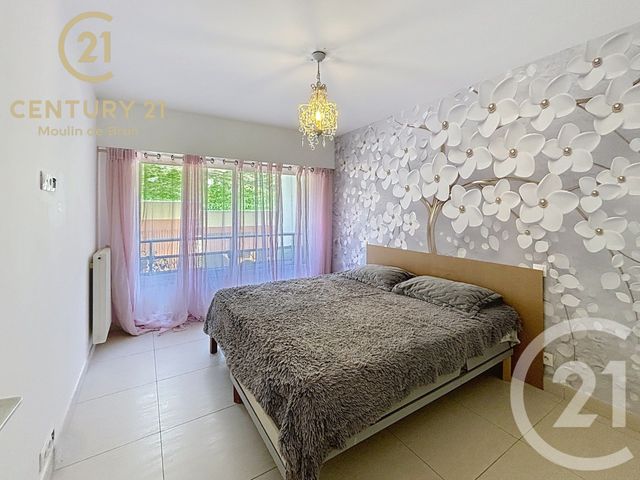 Appartement F4 à vendre - 4 pièces - 100.14 m2 - GRASSE - 06 - PROVENCE-ALPES-COTE-D-AZUR - Century 21 Côté Ouest