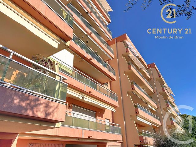 Appartement F4 à vendre - 4 pièces - 100.14 m2 - GRASSE - 06 - PROVENCE-ALPES-COTE-D-AZUR - Century 21 Côté Ouest