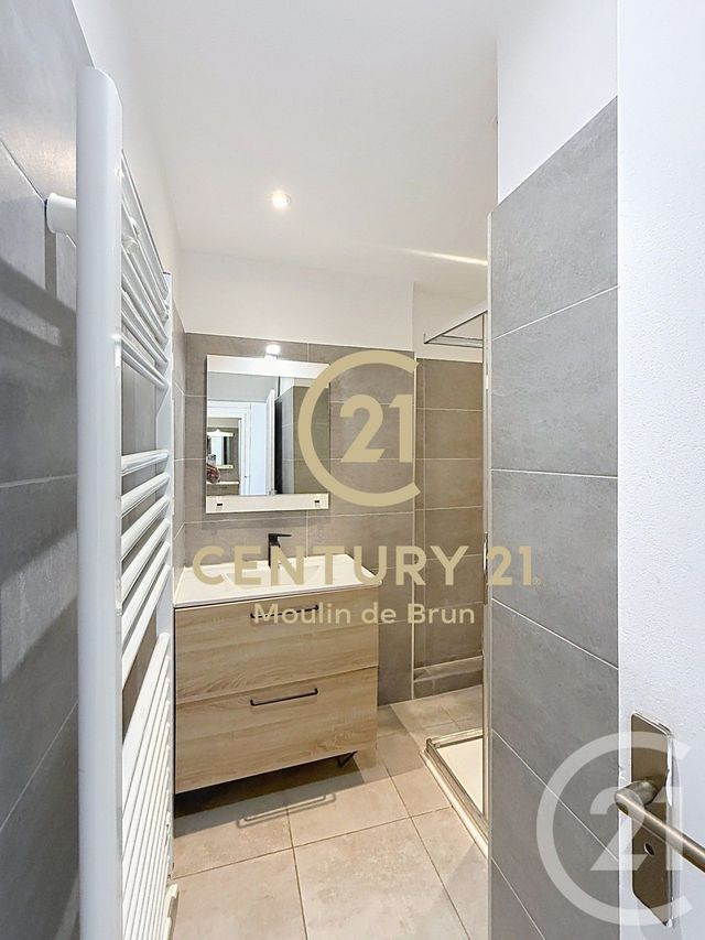 Appartement F4 à vendre - 4 pièces - 67.85 m2 - GRASSE - 06 - PROVENCE-ALPES-COTE-D-AZUR - Century 21 Côté Ouest