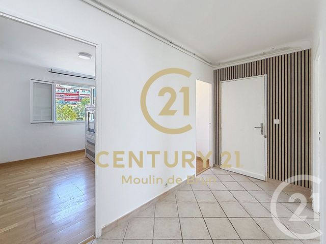 Appartement F4 à vendre - 4 pièces - 67.85 m2 - GRASSE - 06 - PROVENCE-ALPES-COTE-D-AZUR - Century 21 Côté Ouest