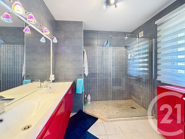 maison à vendre - 8 pièces - 224.0 m2 - ST CEZAIRE SUR SIAGNE - 06 - PROVENCE-ALPES-COTE-D-AZUR - Century 21 Côté Ouest
