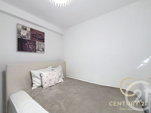 Appartement F4 à vendre - 4 pièces - 59.01 m2 - CANNES LA BOCCA - 06 - PROVENCE-ALPES-COTE-D-AZUR - Century 21 Côté Ouest
