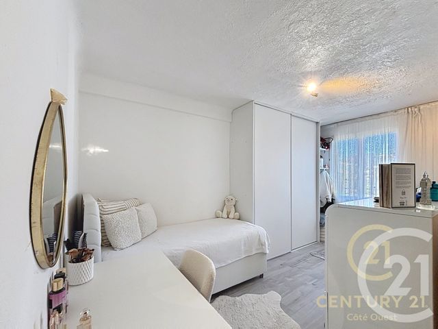 Appartement F4 à vendre - 4 pièces - 59.01 m2 - CANNES LA BOCCA - 06 - PROVENCE-ALPES-COTE-D-AZUR - Century 21 Côté Ouest