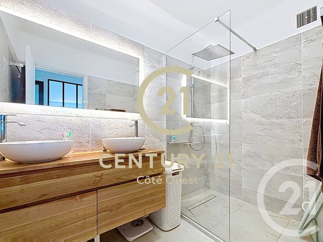 Appartement F3 à vendre - 3 pièces - 65.78 m2 - GRASSE - 06 - PROVENCE-ALPES-COTE-D-AZUR - Century 21 Côté Ouest