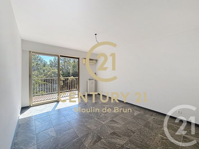 Appartement F1 à vendre - 1 pièce - 23.36 m2 - PEYMEINADE - 06 - PROVENCE-ALPES-COTE-D-AZUR - Century 21 Côté Ouest