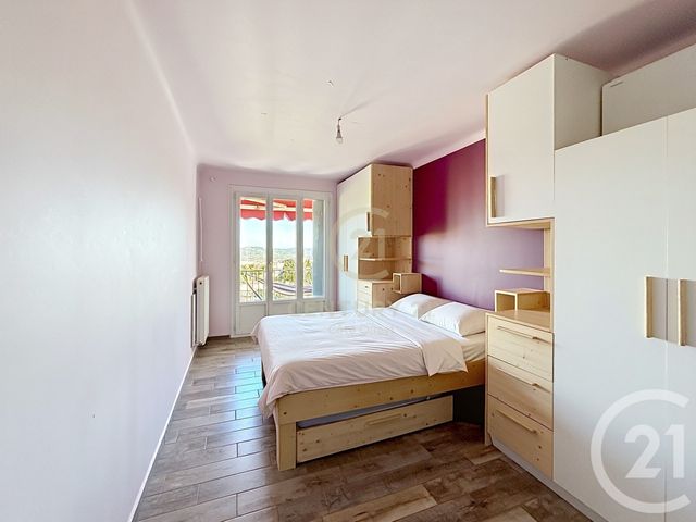 Appartement F4 à vendre - 4 pièces - 80.26 m2 - GRASSE - 06 - PROVENCE-ALPES-COTE-D-AZUR - Century 21 Côté Ouest