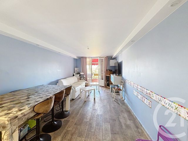 Appartement F4 à vendre - 4 pièces - 80.26 m2 - GRASSE - 06 - PROVENCE-ALPES-COTE-D-AZUR - Century 21 Côté Ouest