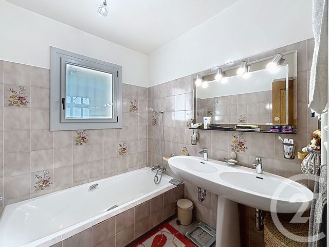 maison à vendre - 8 pièces - 187.8 m2 - LE TIGNET - 06 - PROVENCE-ALPES-COTE-D-AZUR - Century 21 Côté Ouest