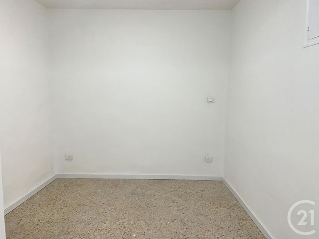 Appartement F2 à louer - 2 pièces - 41.76 m2 - GRASSE - 06 - PROVENCE-ALPES-COTE-D-AZUR - Century 21 Côté Ouest