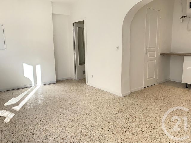 Appartement F2 à louer - 2 pièces - 41.76 m2 - GRASSE - 06 - PROVENCE-ALPES-COTE-D-AZUR - Century 21 Côté Ouest