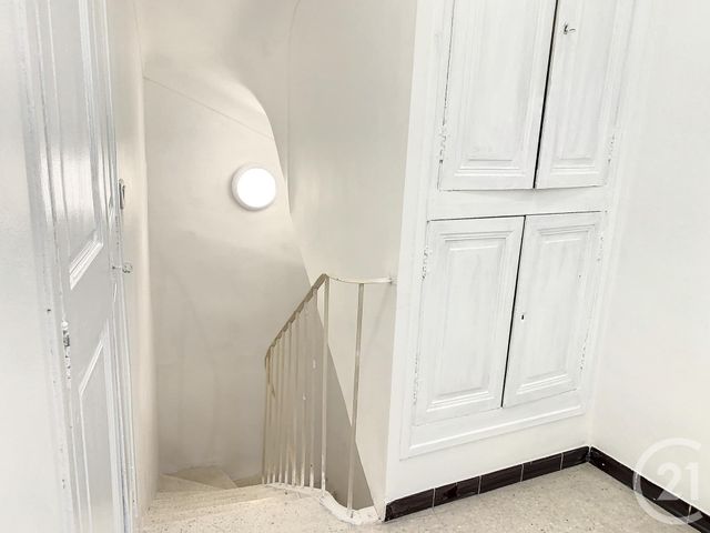 Appartement F2 à louer - 2 pièces - 41.76 m2 - GRASSE - 06 - PROVENCE-ALPES-COTE-D-AZUR - Century 21 Côté Ouest