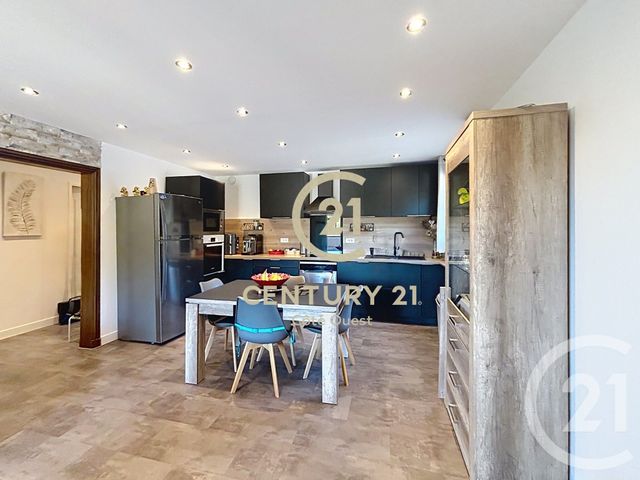 Appartement F3 à vendre - 3 pièces - 63.25 m2 - GRASSE - 06 - PROVENCE-ALPES-COTE-D-AZUR - Century 21 Côté Ouest