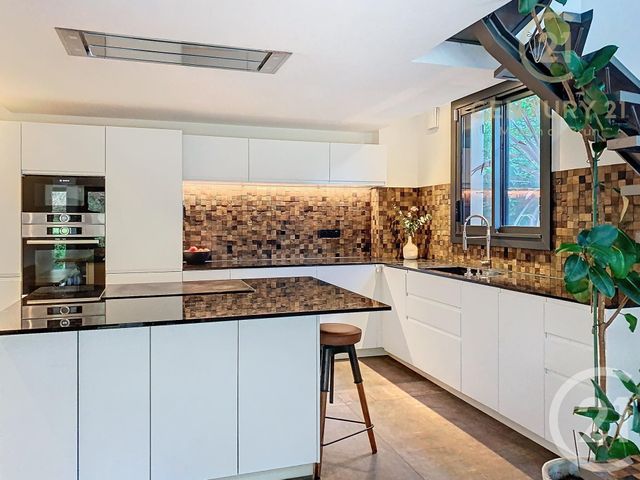 maison à louer - 4 pièces - 135.11 m2 - GRASSE - 06 - PROVENCE-ALPES-COTE-D-AZUR - Century 21 Côté Ouest